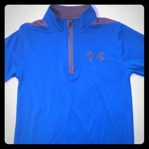 Boys long sleeve Under Armour shirt-size 7